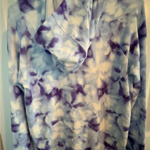 Althleta Girl Blue tie dye hooded sweatshirt size XXL - Picture 3 of 5